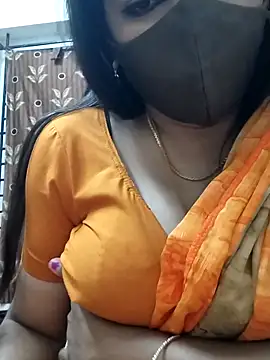 Snapshot of tamilrojaodi chatting on April 27, 10:19 pm tamilrojaodi online show from April 27, 10:19 pm