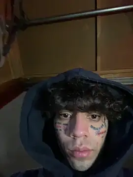 Snapshot of baby_young chatting on December 17, 3:51 pm baby young online show from December 17, 3:51 pm