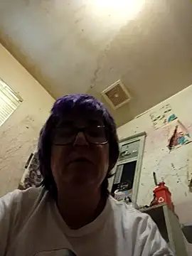 becky1111 online show from June 20, 10:23 pm