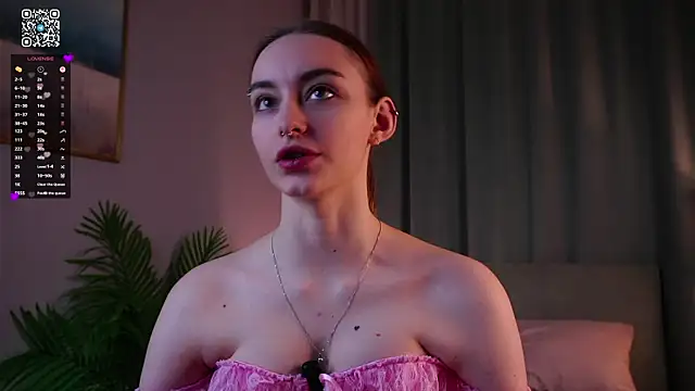 BeckiMacreno online show from April 7, 3:12 pm