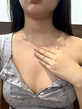 Snapshot of Zinmeo20 chatting on December 23, 9:29 am Zinmeo20 online show from December 23, 9:29 am