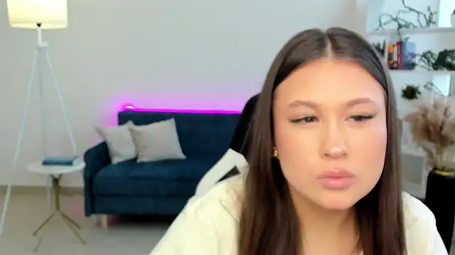 ArnitaAsma online show from December 19, 10:00 am