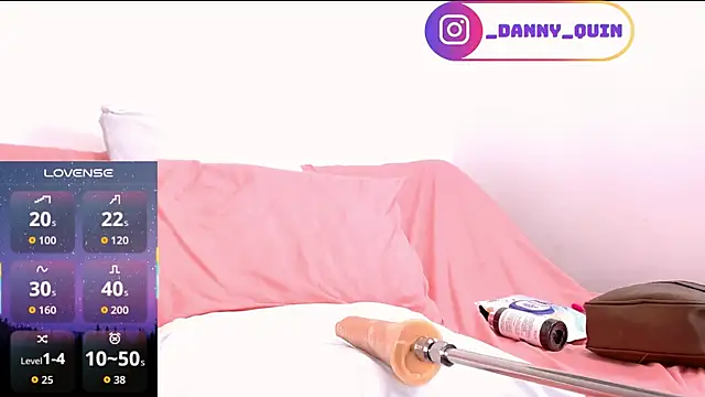 Snapshot of dhany_her chatting on January 6, 7:50 pm dhany her online show from January 6, 7:50 pm