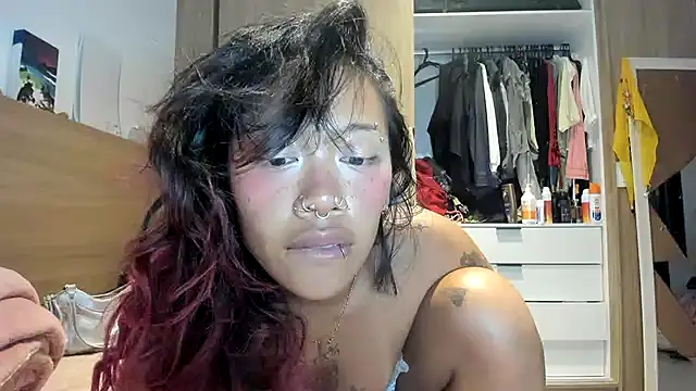 heavenngirlyy444 online show from April 30, 5:58 am