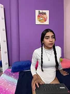 Max MyMelody online show from March 2, 8:26 pm