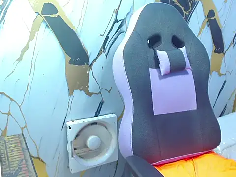 Boy tatto77 online show from February 11, 6:02 pm