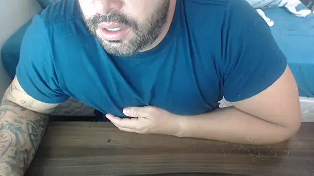 drlluis online show from February 13, 4:36 pm