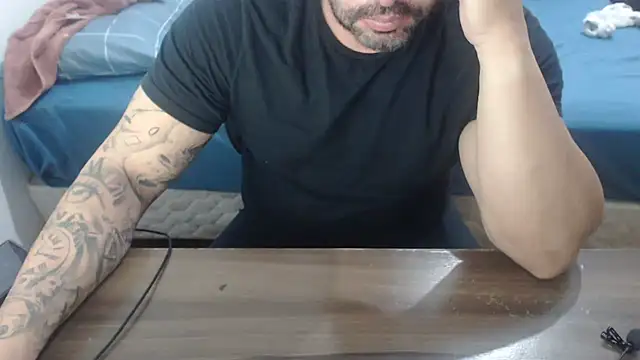 drlluis online show from February 15, 2:30 am