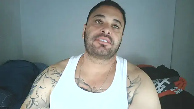 drlluis online show from July 17, 7:19 pm