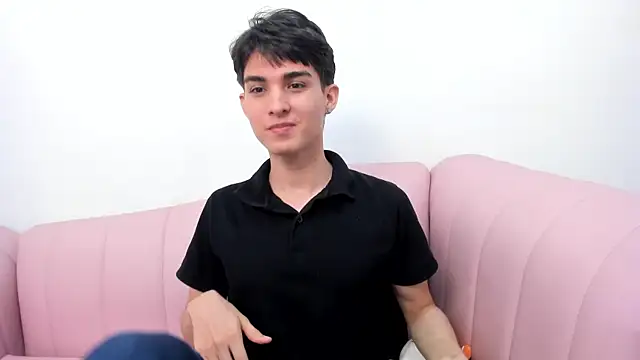 Snapshot of haritz_ chatting on January 15, 9:51 pm haritz online show from January 15, 9:51 pm