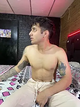 JustynAle2025 online show from March 27, 4:29 am