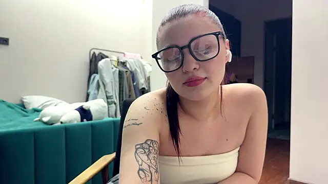 Snapshot of PassionPie chatting on December 19, 6:26 pm PassionPie online show from December 19, 6:26 pm