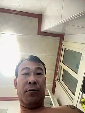 Snapshot of Ayh0025 chatting on February 2, 1:21 pm Ayh0025 online show from February 2, 1:21 pm