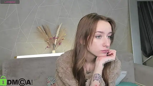 Hi  Karuuu online show from January 15, 1:10 am