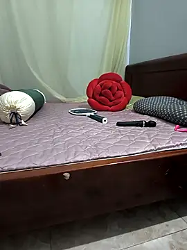 Sweet-Berryy online show from May 12, 2:41 am