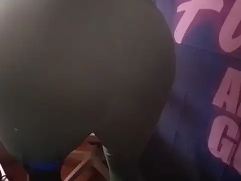 Snapshot of Michaelo666 chatting on January 13, 10:42 am Michaelo666 online show from January 13, 10:42 am