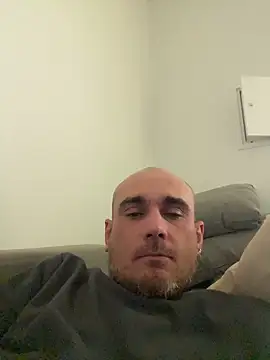 Yavtebe7tube online show from December 18, 3:18 pm