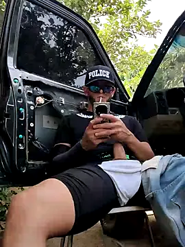 PIGHIGHDIRTY p0 online show from March 10, 6:35 pm