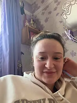 LilyLuck  online show from February 25, 2:05 pm