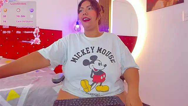 SelenaAngelX online show from February 21, 4:02 am