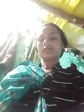 Snapshot of Cuty_priti chatting on January 6, 8:34 pm Cuty priti online show from January 6, 8:34 pm