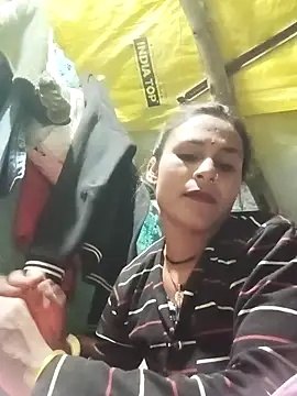 Snapshot of Cuty_priti chatting on February 4, 5:30 pm Cuty priti online show from February 4, 5:30 pm