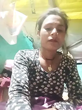 Snapshot of Cuty_priti chatting on February 12, 4:24 pm Cuty priti online show from February 12, 4:24 pm