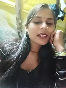Snapshot of Cuty_priti chatting on February 25, 5:11 pm Cuty priti online show from February 25, 5:11 pm