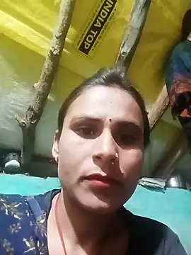 Snapshot of Cuty_priti chatting on March 12, 4:02 pm Cuty priti online show from March 12, 4:02 pm