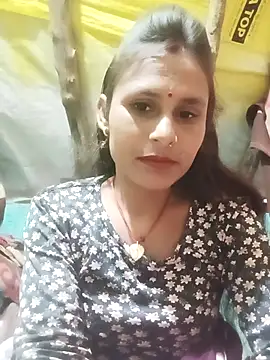 Snapshot of Cuty_priti chatting on March 21, 4:54 pm Cuty priti online show from March 21, 4:54 pm