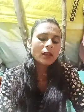 Snapshot of Cuty_priti chatting on March 23, 4:33 pm Cuty priti online show from March 23, 4:33 pm