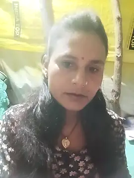 Snapshot of Cuty_priti chatting on March 24, 10:15 pm Cuty priti online show from March 24, 10:15 pm