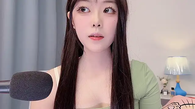 smalldaisy online show from April 3, 2:31 am