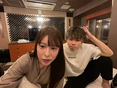 Snapshot of caba_sara chatting on March 20, 2:55 pm caba sara online show from March 20, 2:55 pm