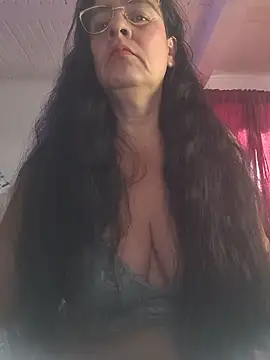 Snapshot of KiaraFoster chatting on June 3, 12:08 pm KiaraFoster online show from June 3, 12:08 pm