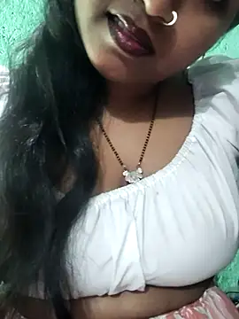 Snapshot of Eashita_01 chatting on January 8, 7:32 am Eashita 01 online show from January 8, 7:32 am