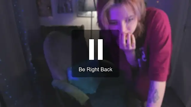 SarahShelby online show from May 23, 8:35 pm
