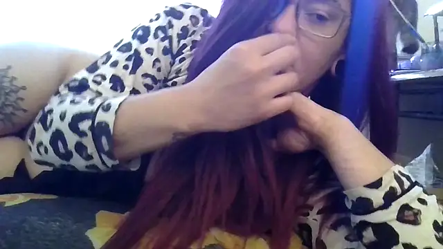 GabbyDaniella online show from December 21, 9:00 pm