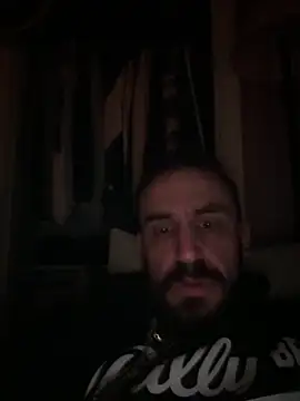 Snapshot of Bfrizz04 chatting on March 31, 4:57 am Bfrizz04 online show from March 31, 4:57 am