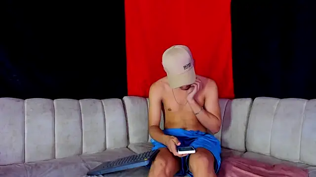 BrownieLoverss online show from February 15, 11:19 am