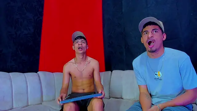 BrownieLoverss online show from February 19, 11:28 am