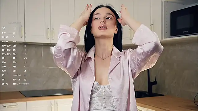 TyraEspina online show from January 12, 9:09 pm