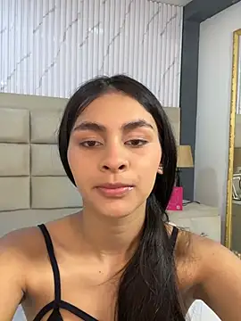 ManuelaEvans  online show from February 28, 8:43 pm