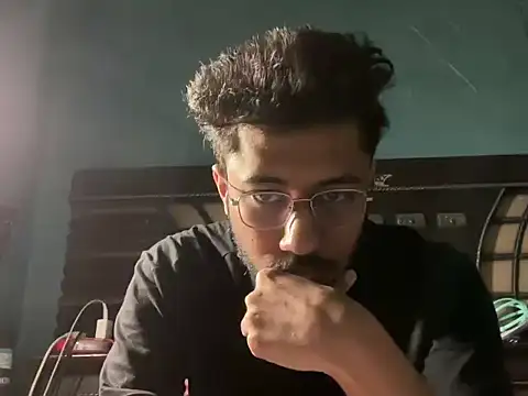 Sexy  Nerd online show from April 10, 7:07 pm