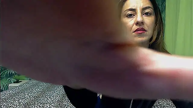 Stella John online show from December 3, 5:31 am