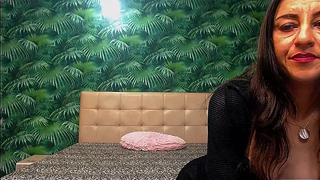 Stella John online show from November 26, 5:08 am