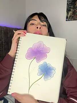 junorise23 online show from January 9, 4:15 am