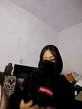 valerria 44 online show from April 17, 1:19 am