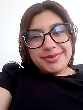 Snapshot of sweet_temari chatting on April 7, 2:28 pm sweet temari online show from April 7, 2:28 pm