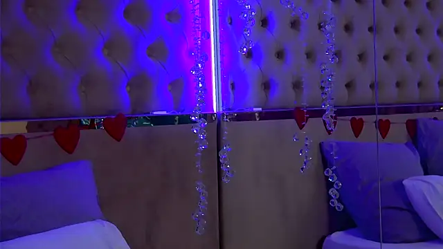 Snapshot of WandaHeat chatting on February 26, 5:06 am WandaHeat online show from February 26, 5:06 am